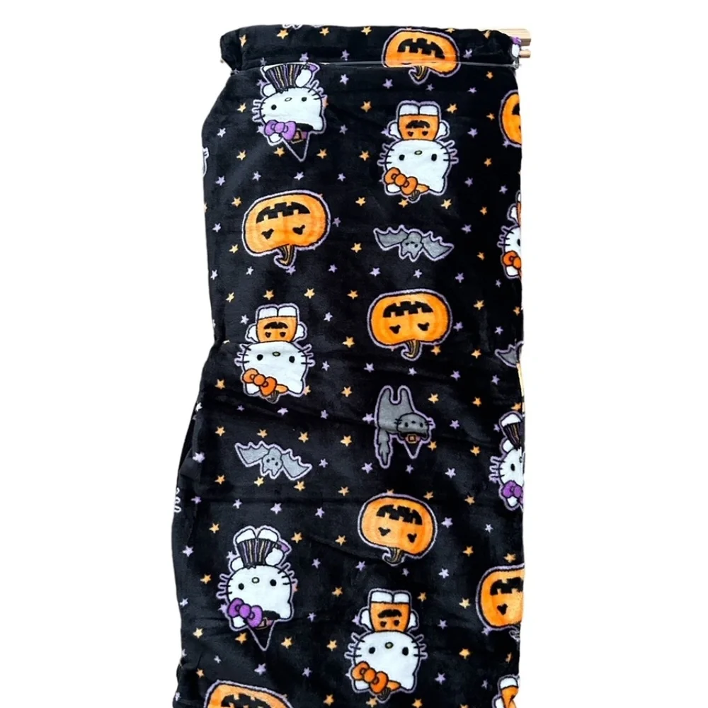 Hello Kitty Halloween Blanket Witch Pumpkin