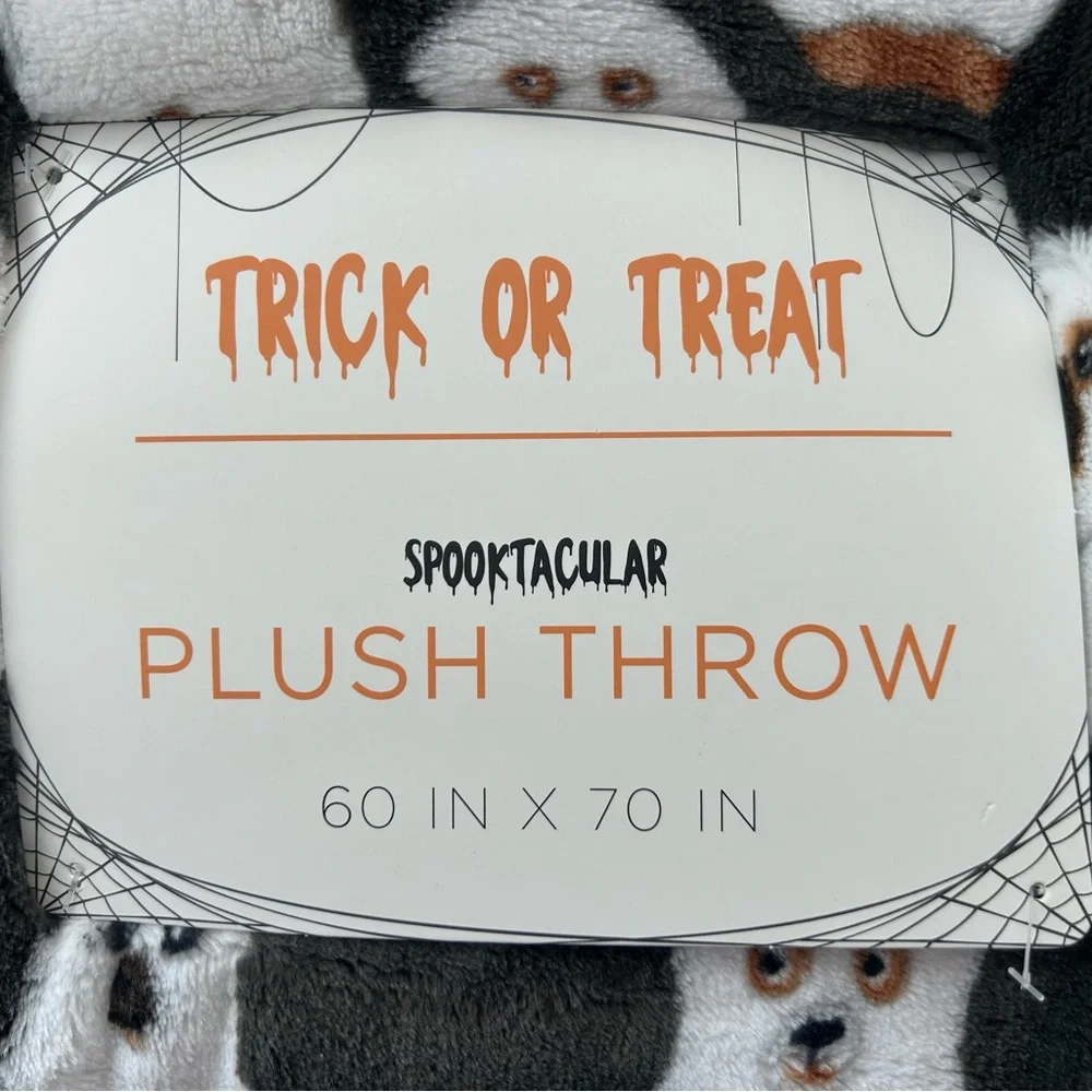 “New” Trick or Treat Spooktacular PlushThrow-Ghost Dogs 60x70