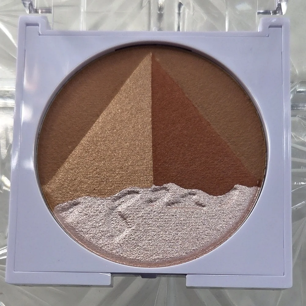 OFRA Egyptian Clay Bronzer “Lit From Within” — NEW IN BOX ✨