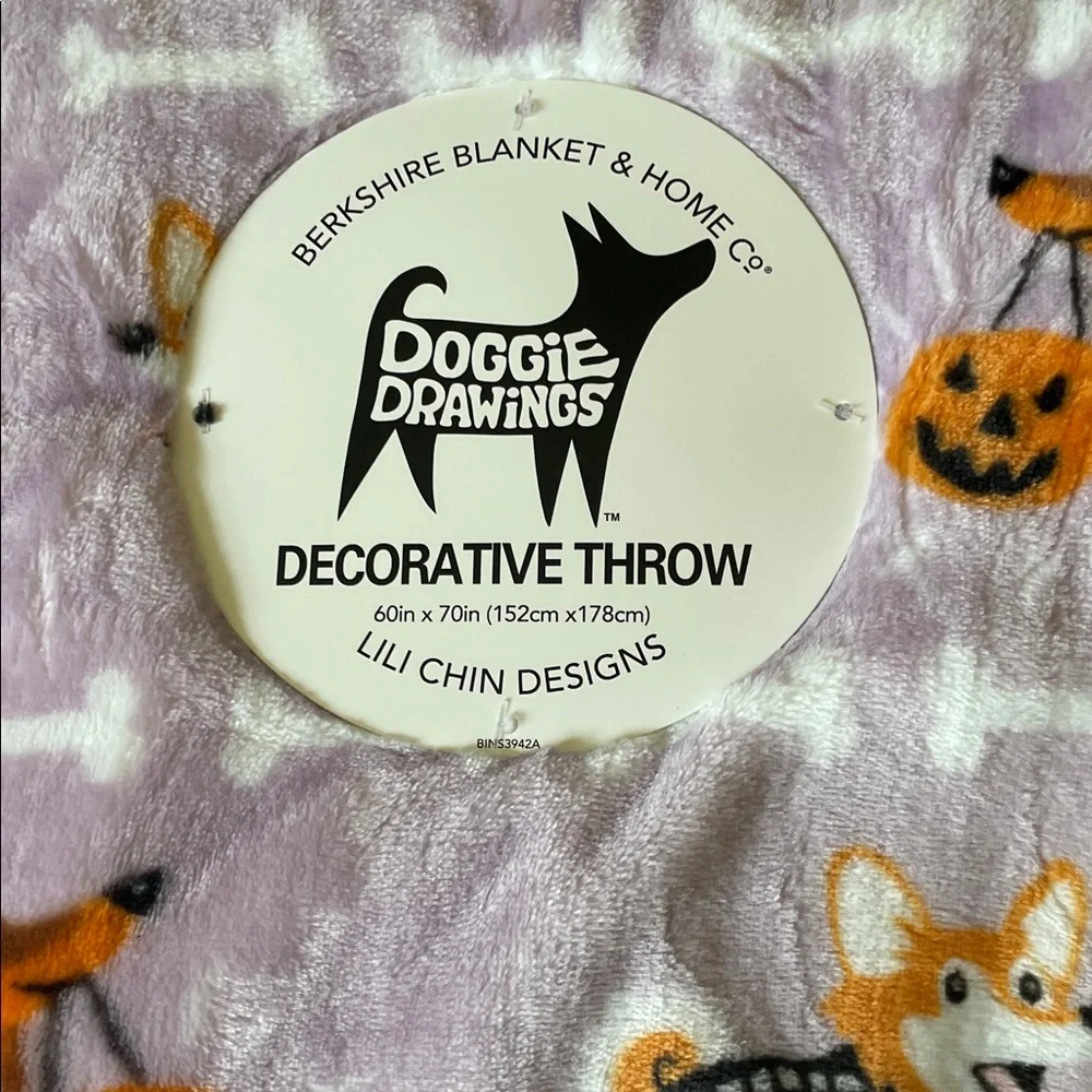 Doggie Drawings Decorative dachshund,corgi Halloween Throw Blanket