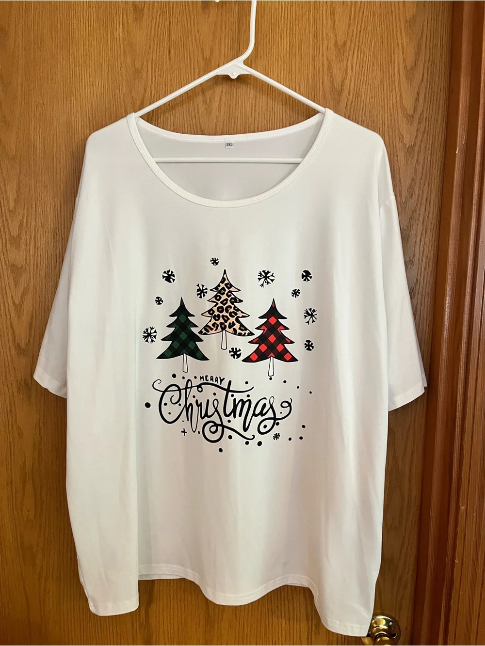 Holiday Merry Christmas Graphic Tee - White with Green, Beige, Red Trees