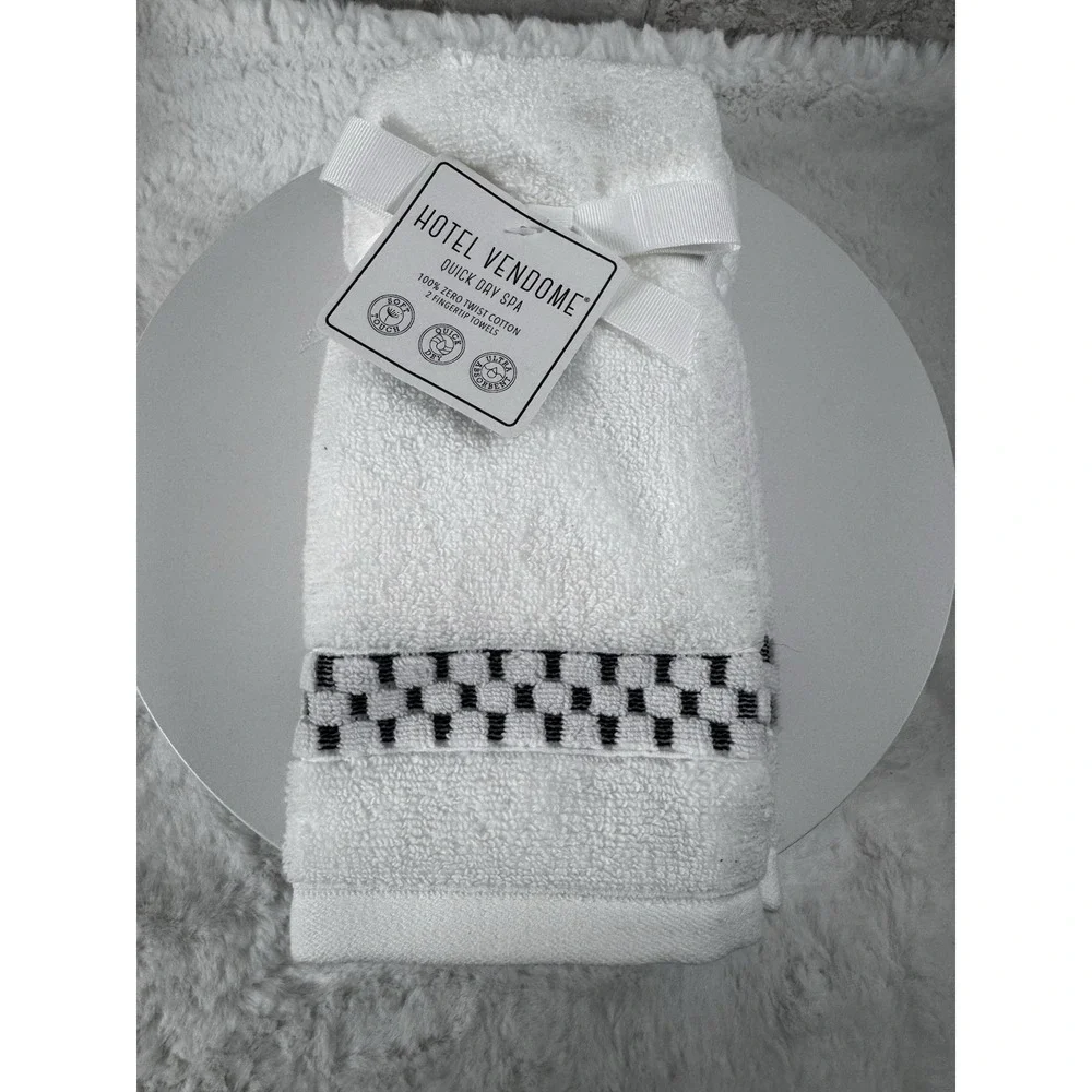 Set Of 2 HOTEL‎ VENDOME Quick Dry Spa Hand Towels White With Black Pattern Cuff