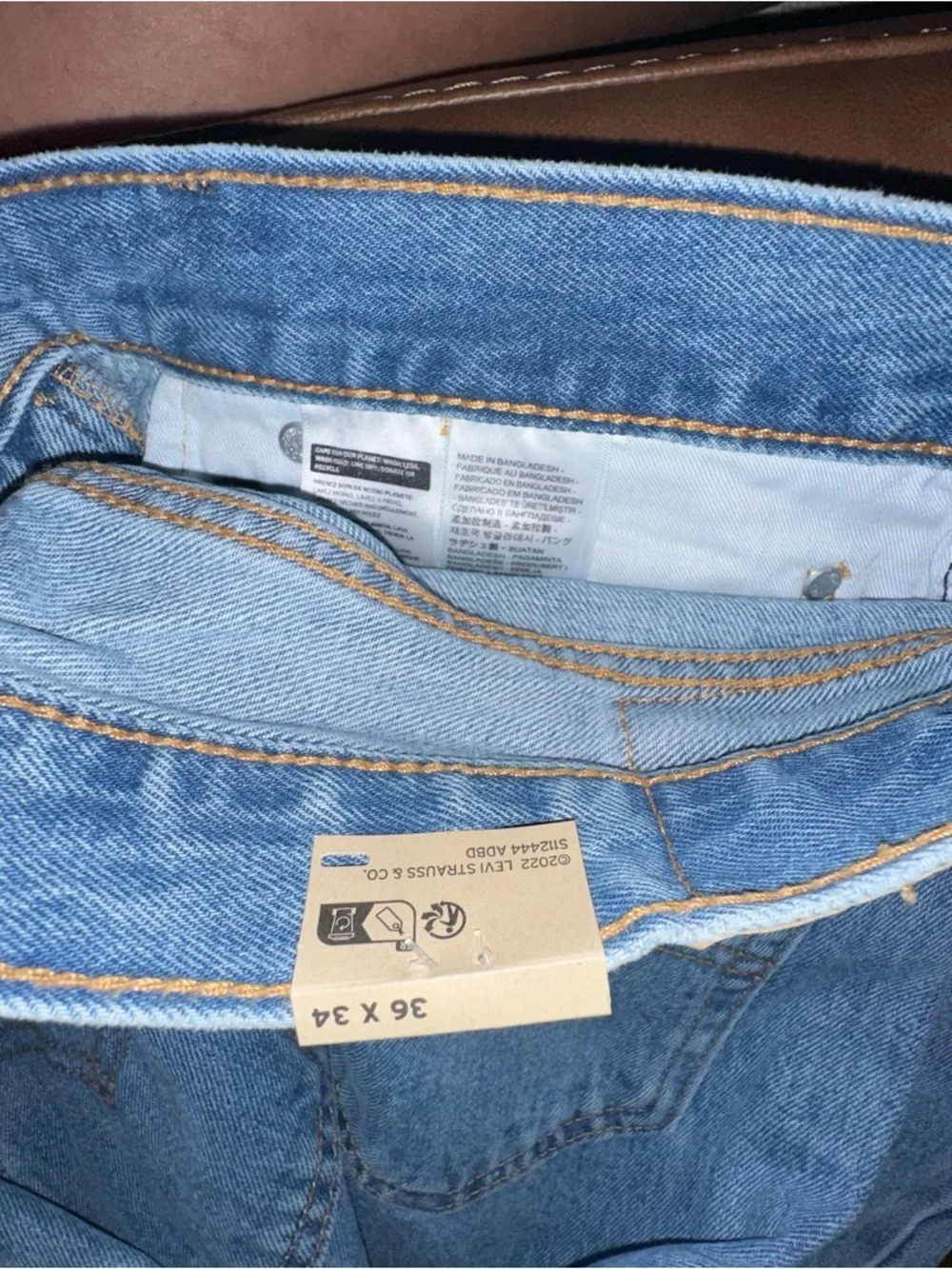 NEW Levi's Men's 505 Regular Fit Jeans Sz 36x34