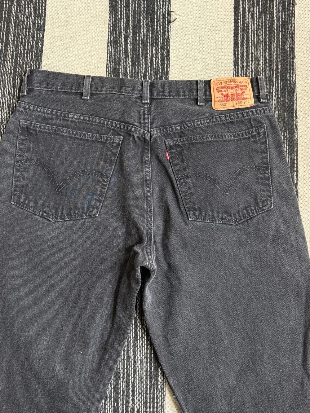 Levi's 550 Men's Black Relax Fit Straight Jeans Size W38xL34