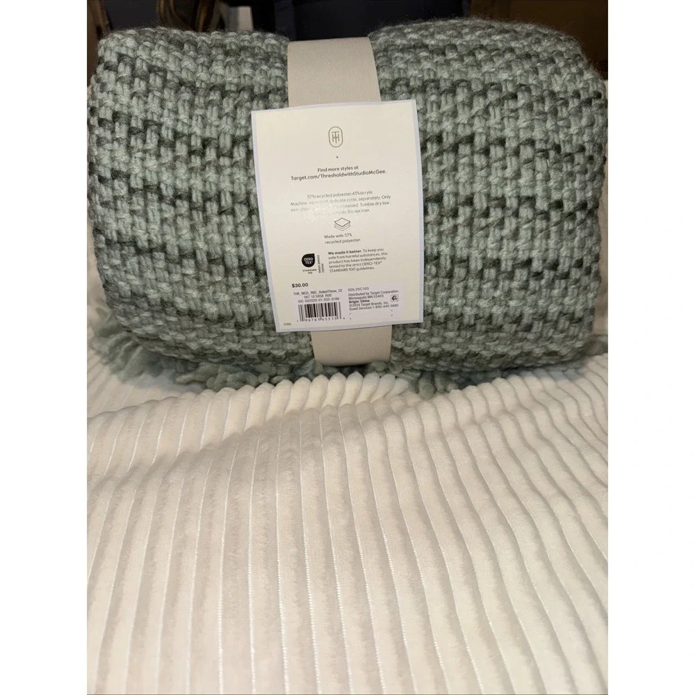 Threshold‎ Mixed Yarn Woven Blanket Throw with Crossed Tassels Multi Green- NWT