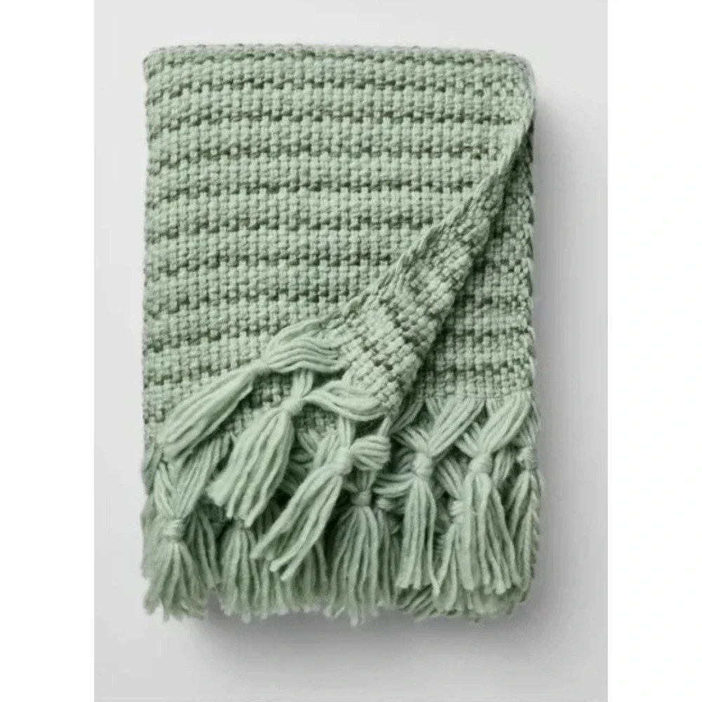 Threshold‎ Mixed Yarn Woven Blanket Throw with Crossed Tassels Multi Green- NWT