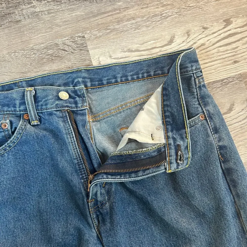 Levi’s 505 Straight Leg Jeans Blue Denim High Rise Size 34x34 Y2K Classic