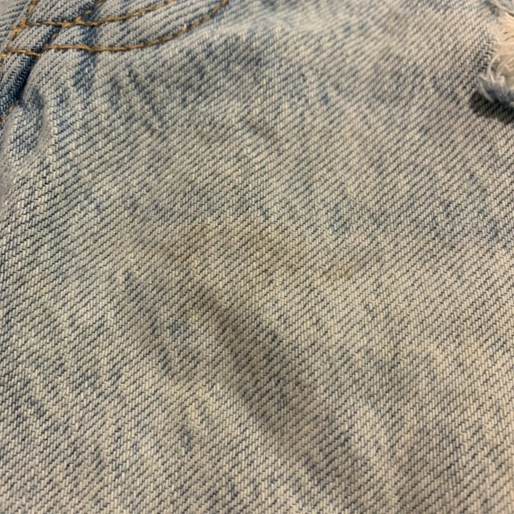 Aeropostale Distressed Mom Shorts Size 2