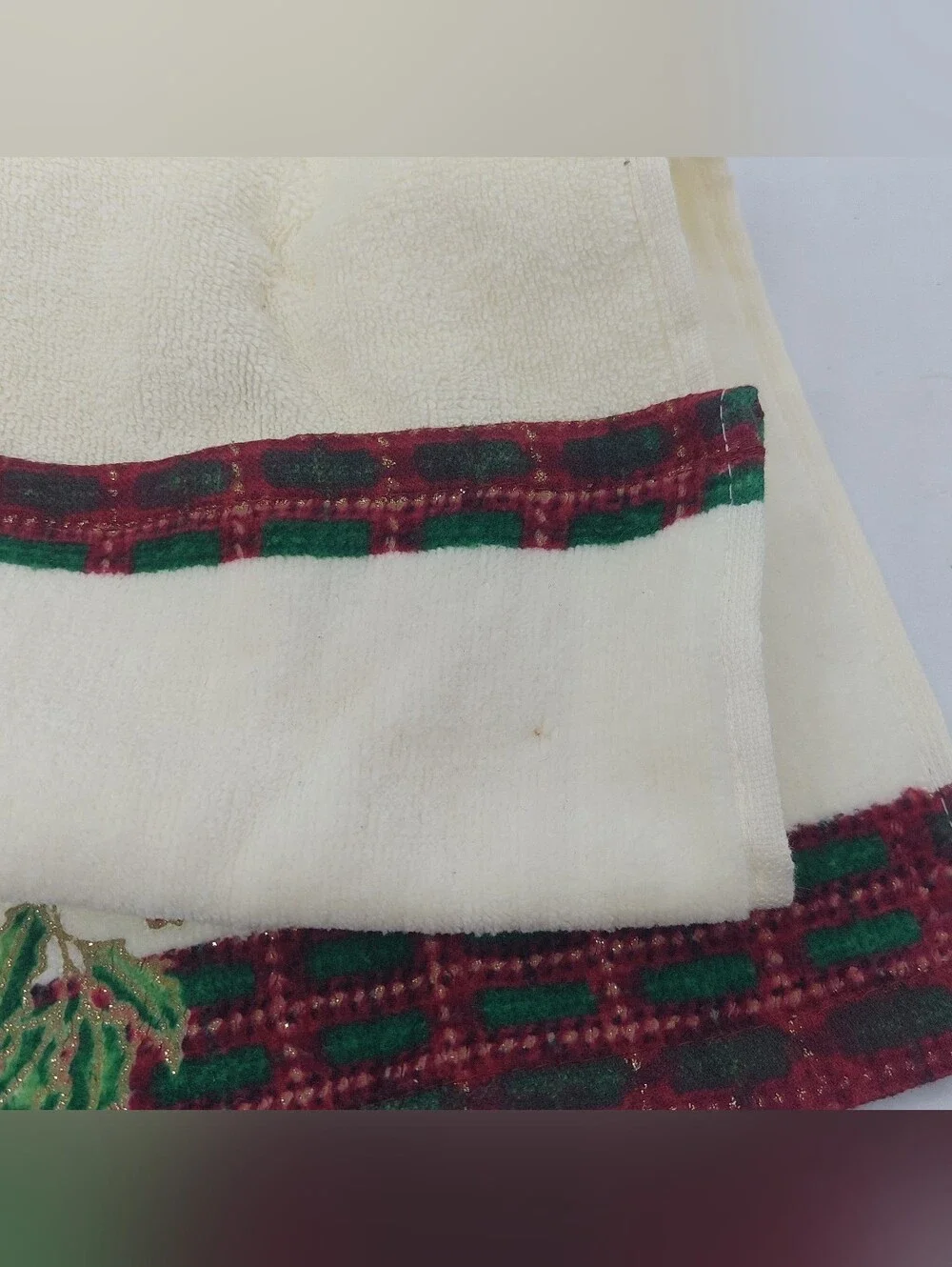 Lenox Holiday Nouveau Christmas Bath Hand Towels Set Of 2 Ivory Red Holiday