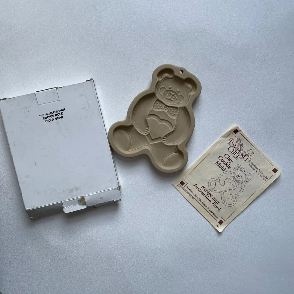 Vintage The Pampered Chef 1991 Teddy Bear Clay Cookie Mold Stoneware #296