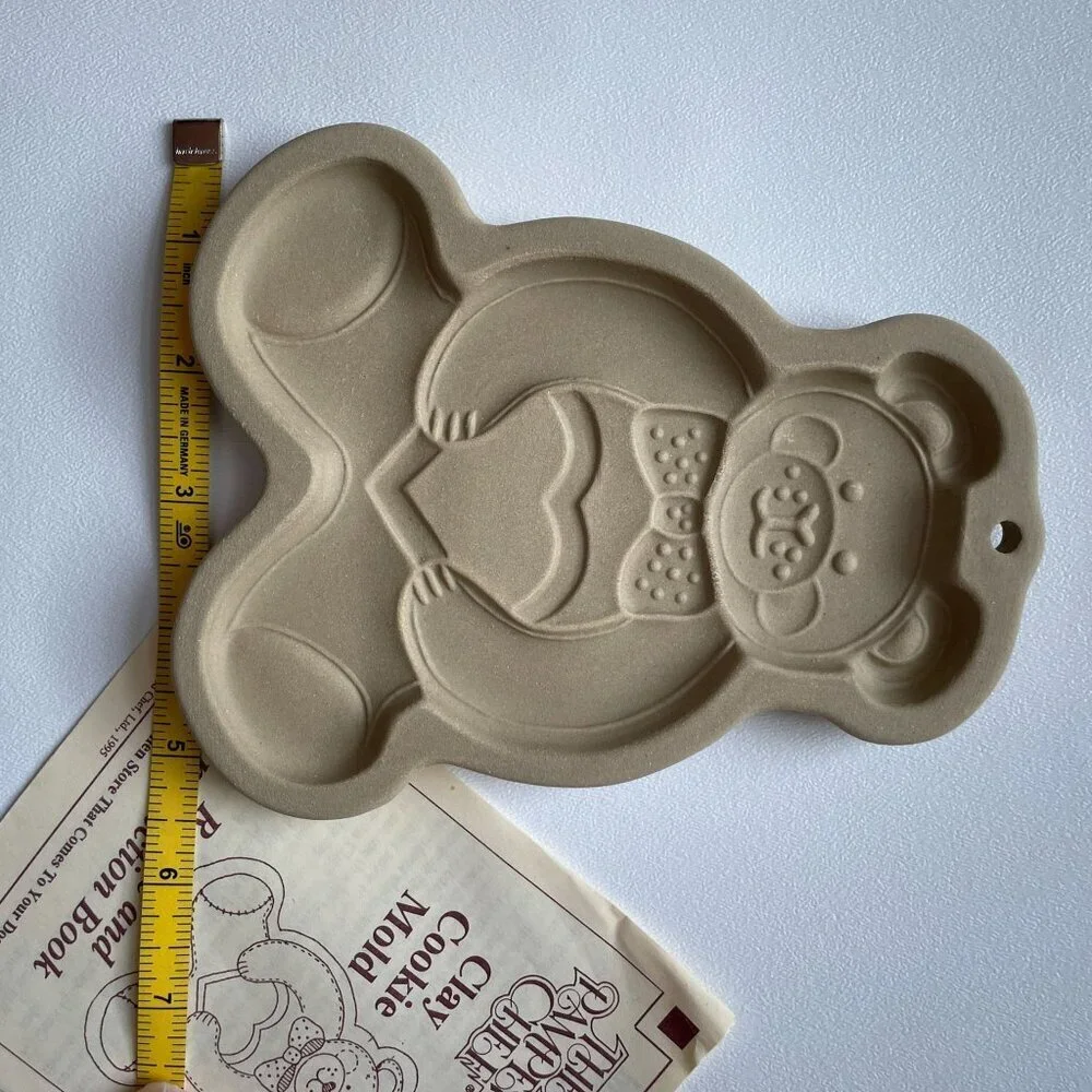 Vintage The Pampered Chef 1991 Teddy Bear Clay Cookie Mold Stoneware #296