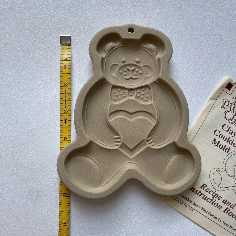 Vintage The Pampered Chef 1991 Teddy Bear Clay Cookie Mold Stoneware #296