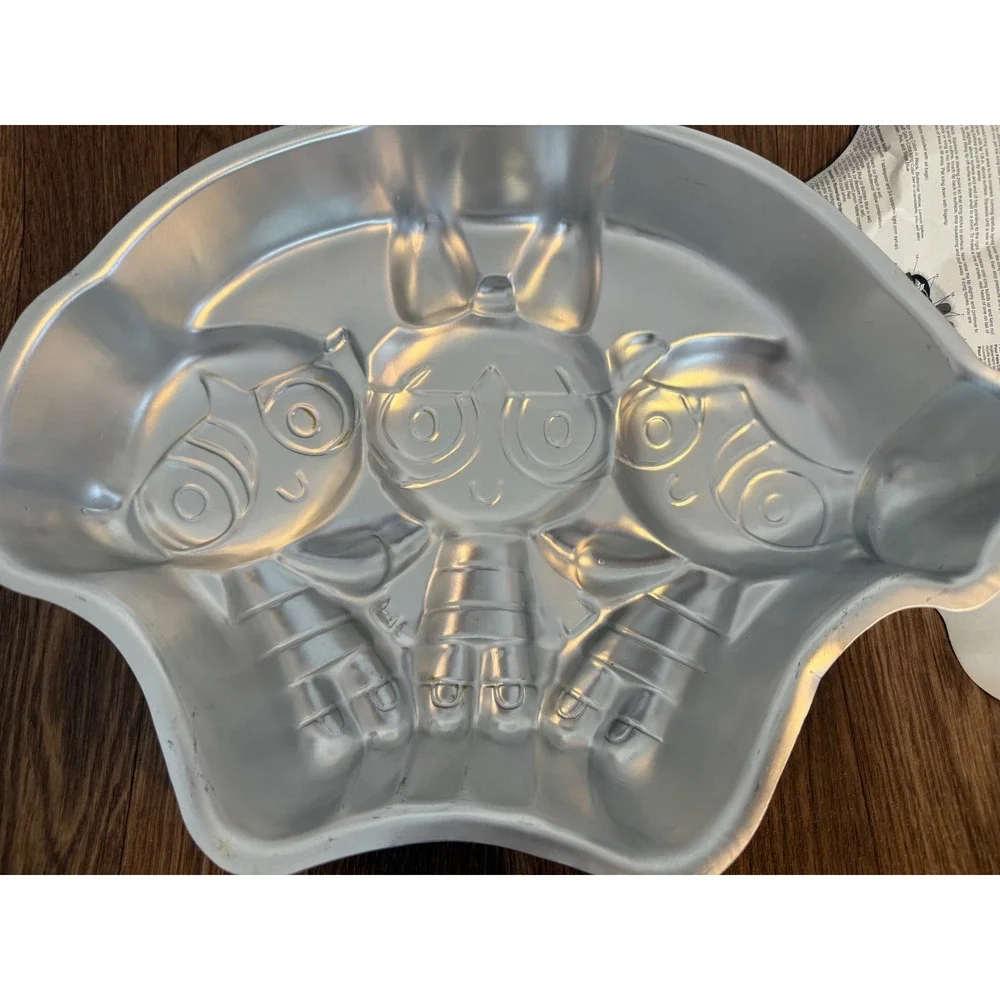 Wilton Powerpuff Girls Cake Pan Vintage 2000 Cartoon Network Aluminum 2105-9902