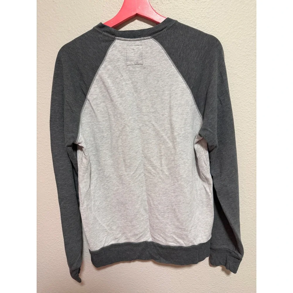 Levis Mens Raglan Sweatshirt Grey Two Tone Crewneck Pullover Size M