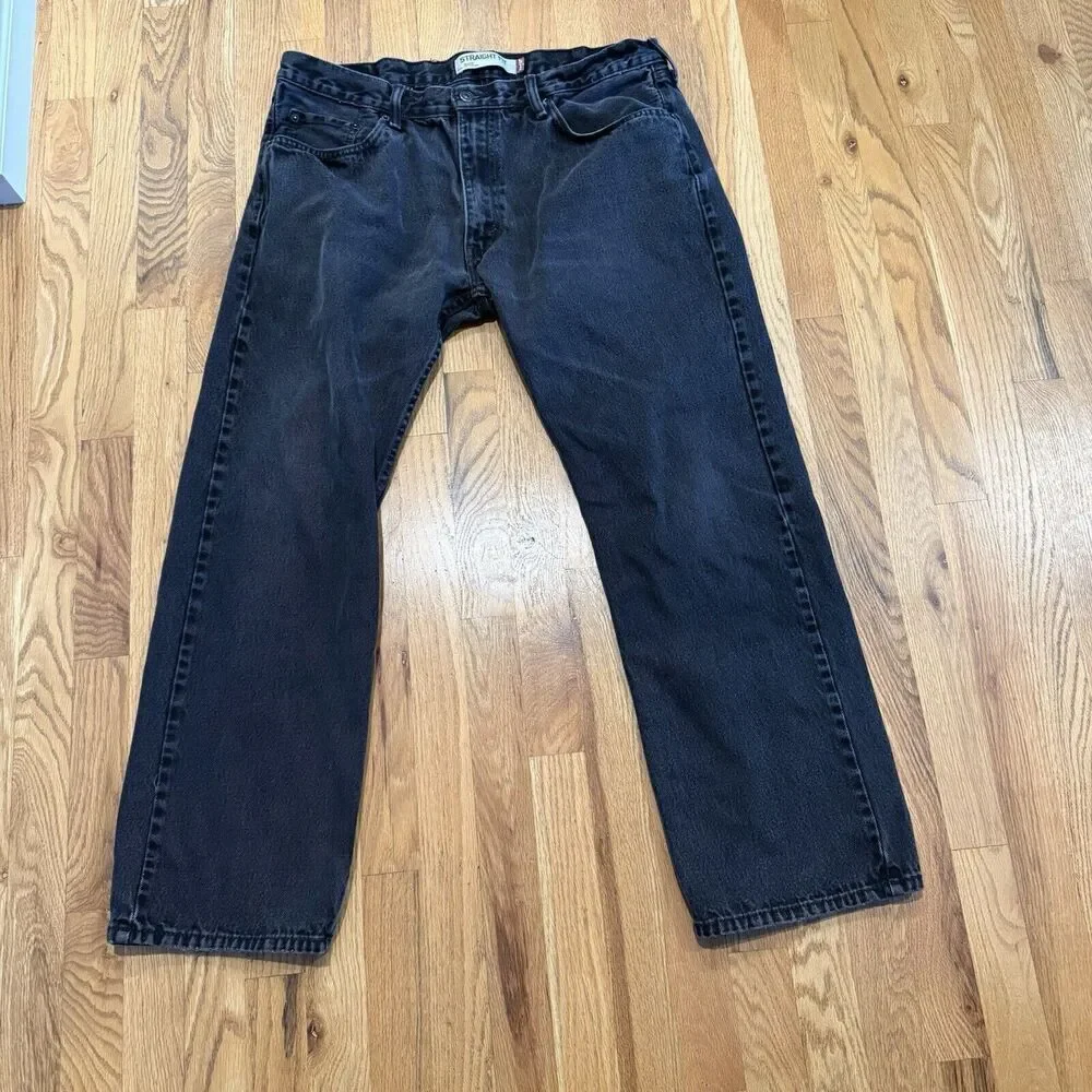 Men's Levis 505 size 38 X 30 Regular Fit Straight Leg Denim Jeans Black