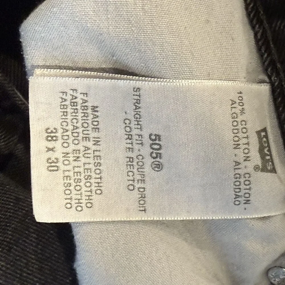 Men's Levis 505 size 38 X 30 Regular Fit Straight Leg Denim Jeans Black