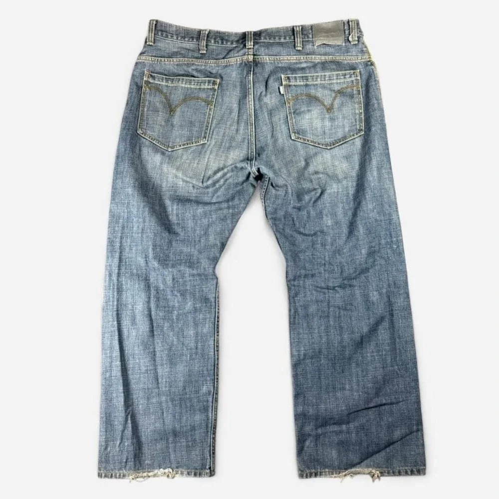 Vintage Levi SilverTab True Boot Cut Med Wash Loose Fit Size 40x32‎ (42x32)