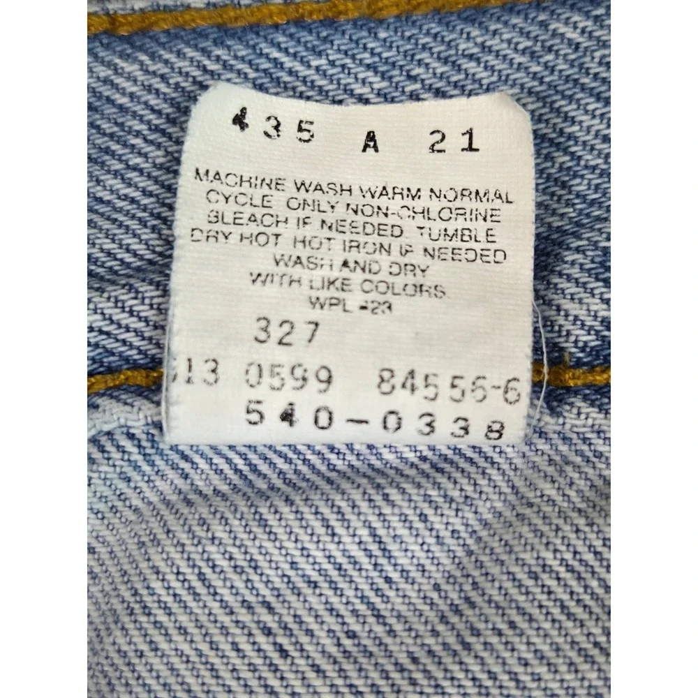 Vintage Levis 540 Relaxed Fit Jeans Mens 38x32 Light Wash Denim 90s Made in USA