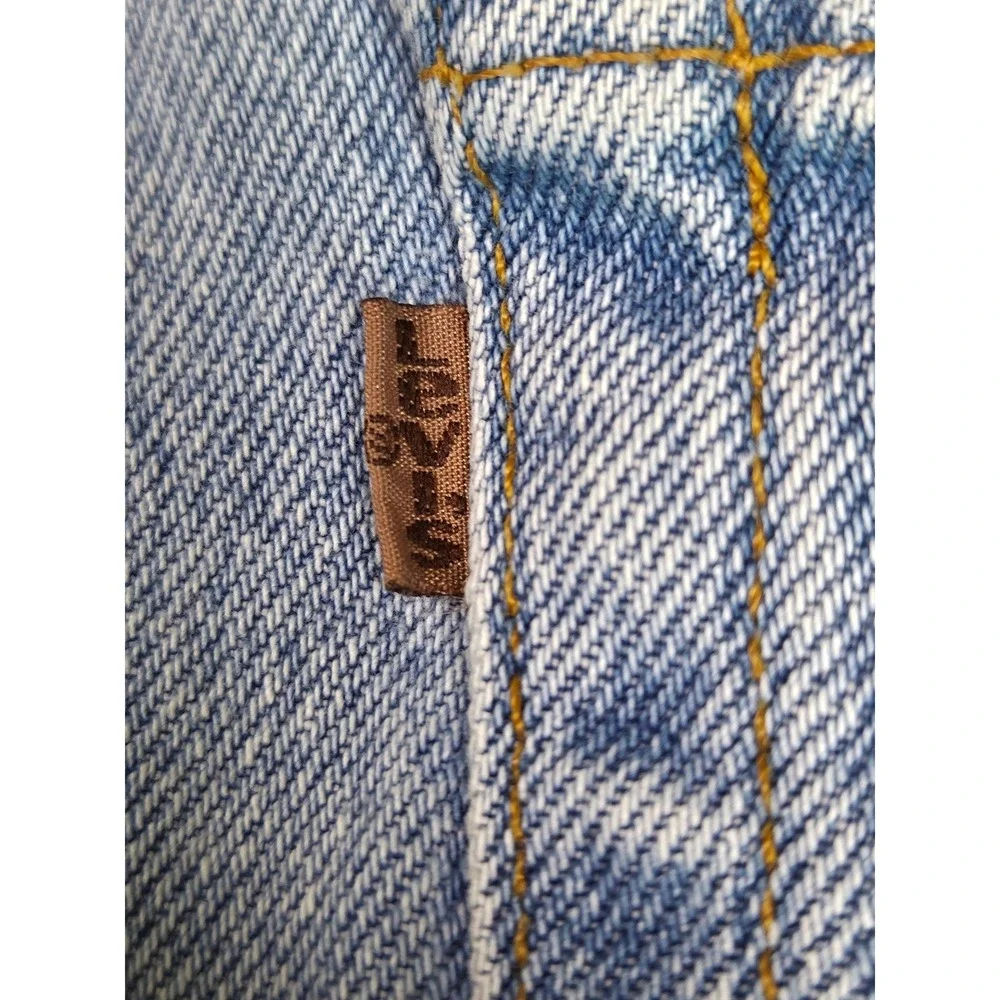 Vintage Levis 540 Relaxed Fit Jeans Mens 38x32 Light Wash Denim 90s Made in USA