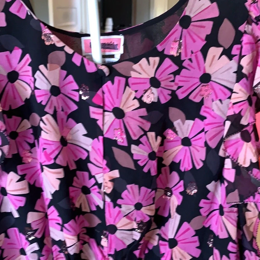Kate spade shimmery‎ silk floral top. NWOT. Retail 198
