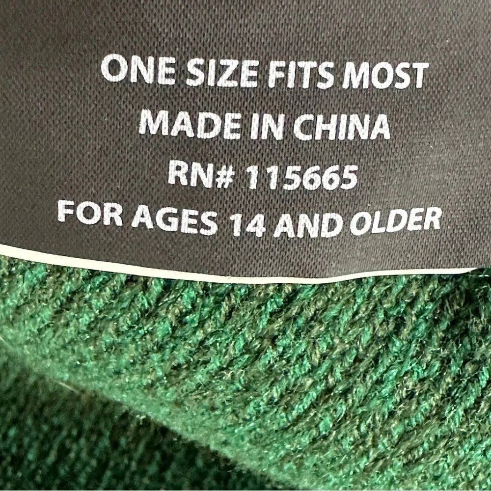Harry Potter Slytherin Kids Pom-Pom Beanie - Green and Gray