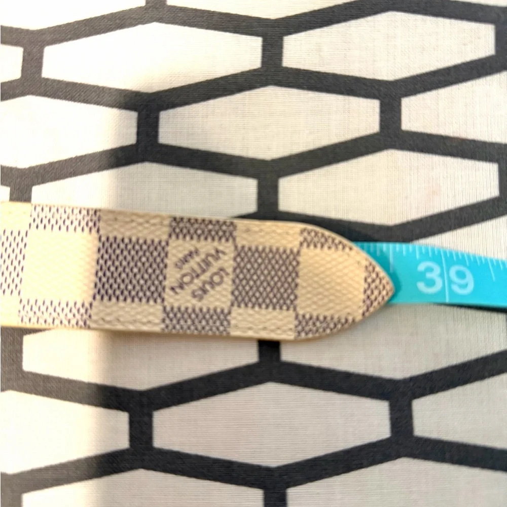 Louis Vuitton Damier Azur belt 85/34