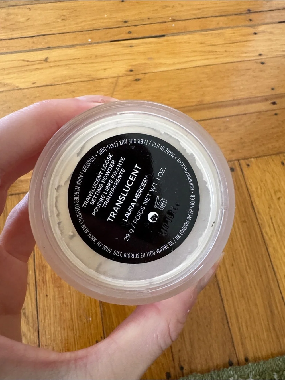 laura mercier Translucent Loose Setting Powder - Black Lid / White Powder