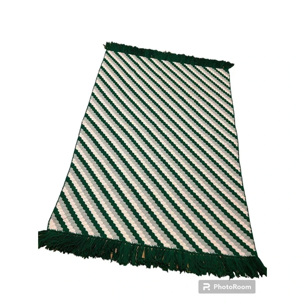 Vtg Crocheted Green White Afghan Throw‎ fringe 72x45 Retro Cottagecore Boho folk