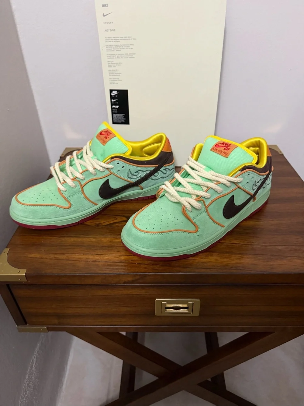 Nike dunk low sb rodeo tourmaline size 13 HF3058-300