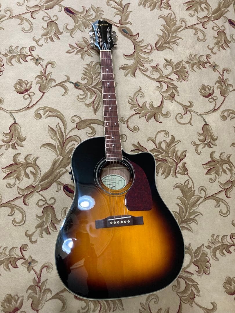 Final price reduction! Epiphone J-45EC Studio, 2025 model, super beautiful condition!!