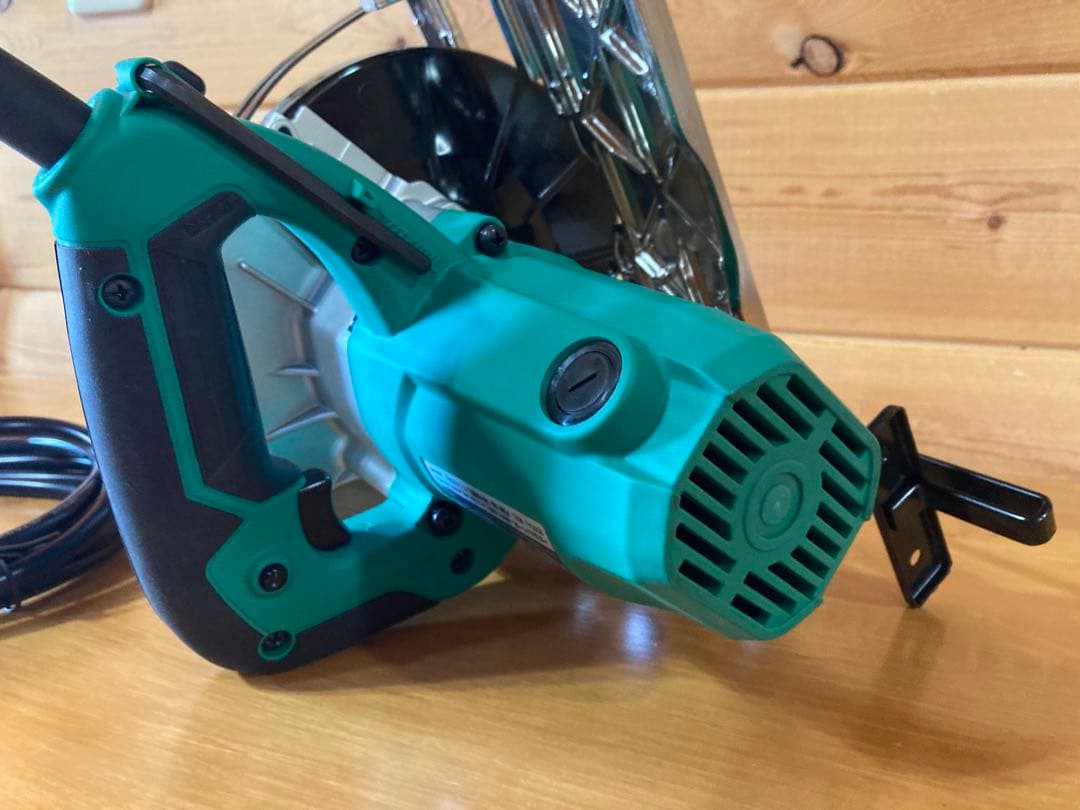 Makita M565 165mm Circular Saw 1000W