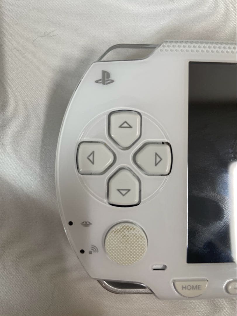 PSP-1000 White with Charging Cable