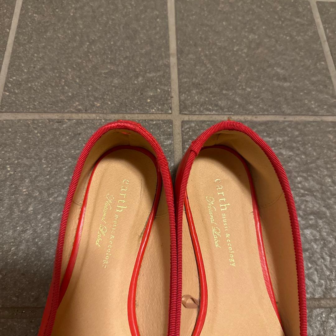 Red Pointed Toe Flat Shoes