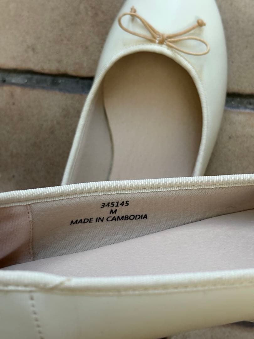 GU Ballet Shoes Pumps Flat Shoes Off-White M Sold Out