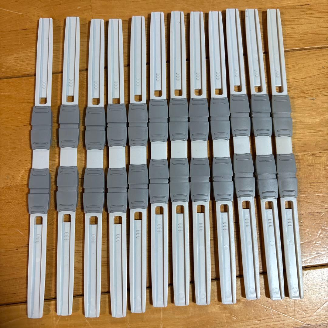 Paper Fasteners, 12 Pieces