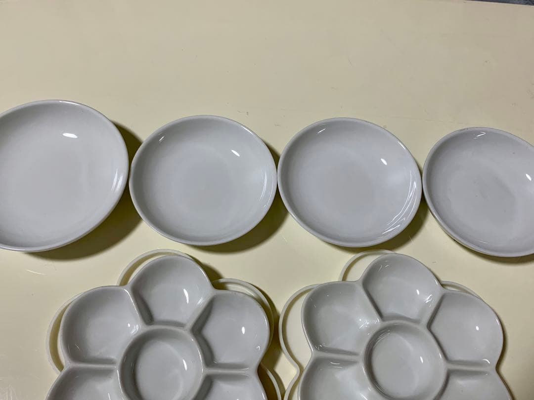 Final Price Reduction: Ceramic Palette - Paint Dish / Plum Blossom Dish - Set of 6