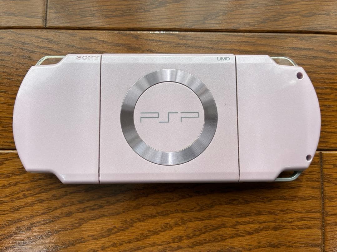 【Junk Item】Pink PSP Console + AC Adapter (Battery Not Included)