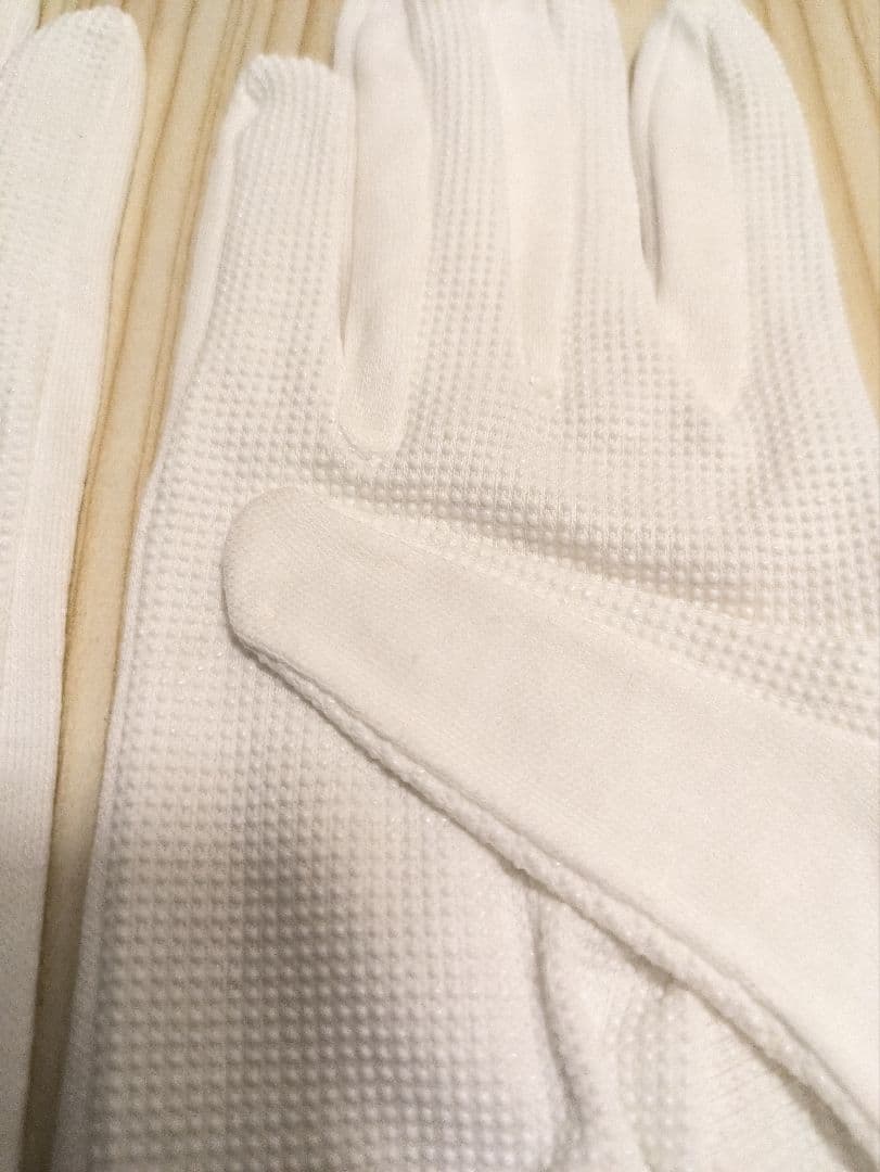 【In Stock - Ready to Ship】White Gloves with Button & Anti-Slip Grip - Formal Wear