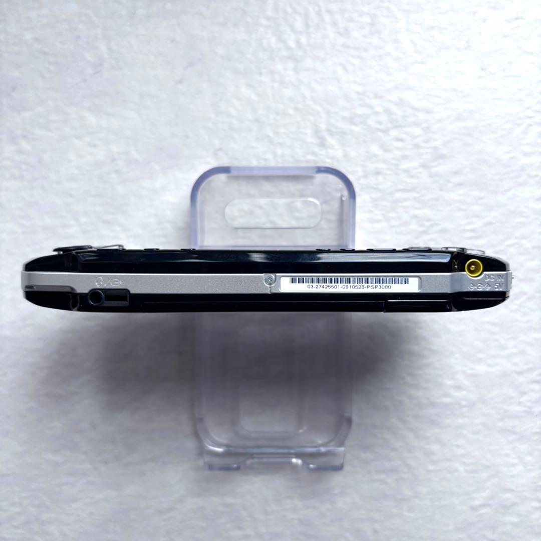 ⭐️Excellent Condition⭐️ SONY PSP 3000 Console, Charger, 32GB microSD Card