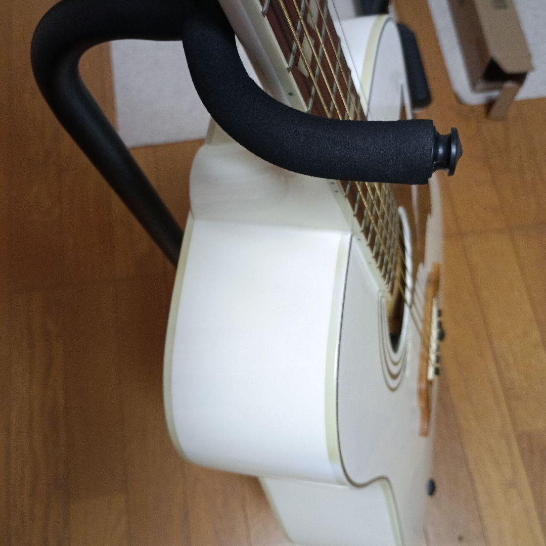 A must-see for those looking! Epiphone Acoustic Guitar White Dove