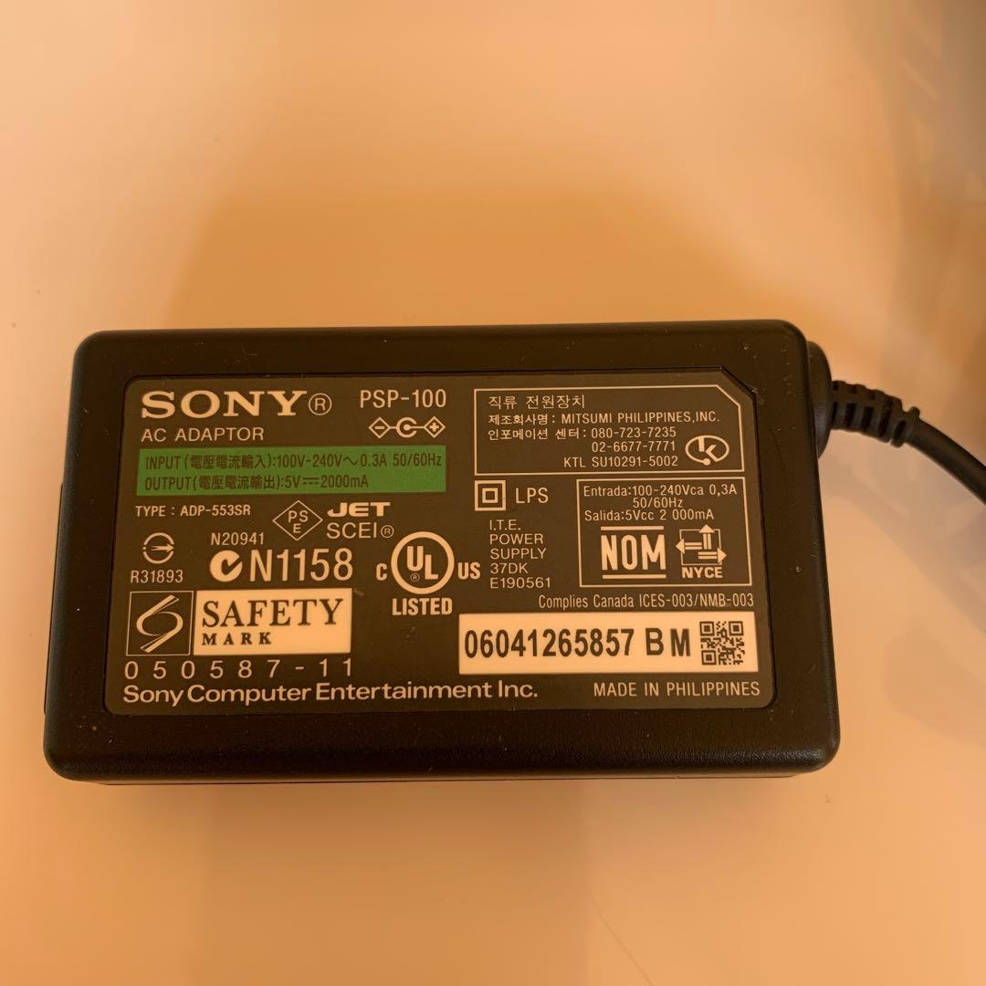 SONY PSP1000 White Used Item with Software