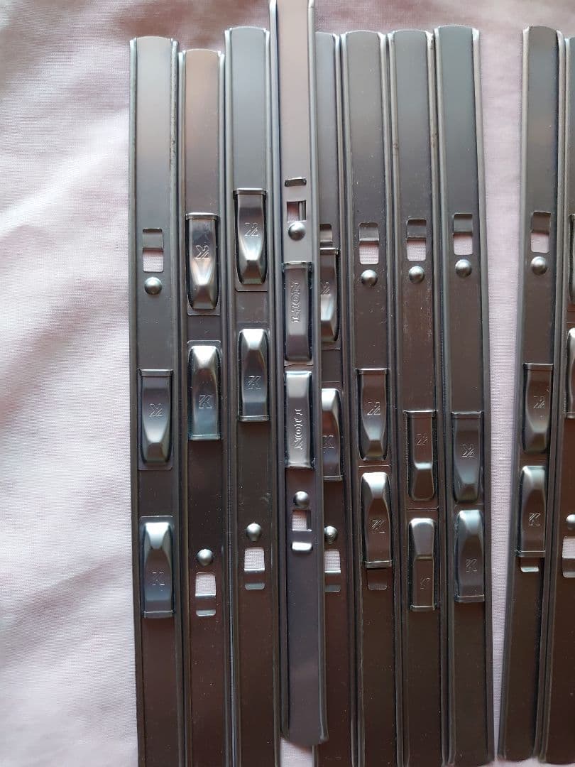 20 File Fasteners