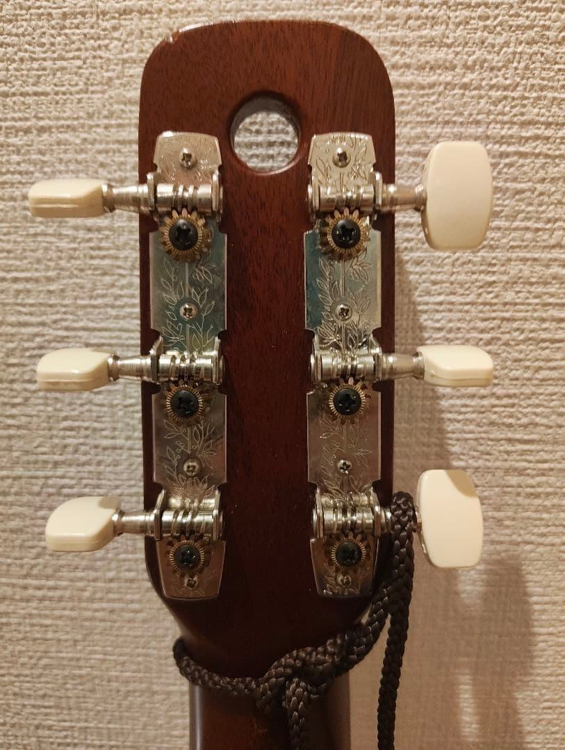 Ladybird Acoustic Guitar Sunburst