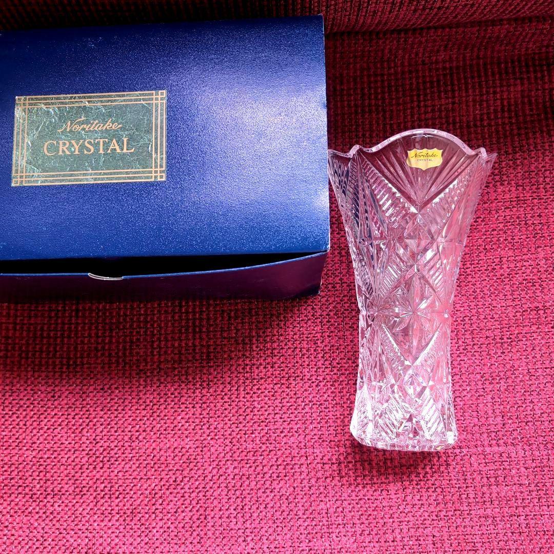 Noritake Crystal Vase with Cut Design