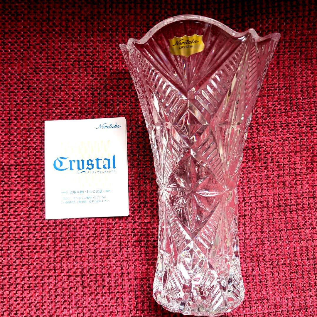 Noritake Crystal Vase with Cut Design