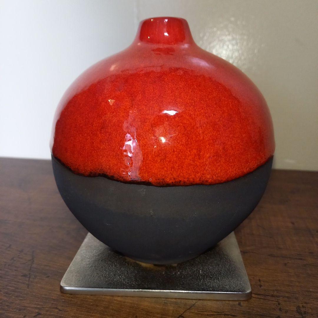 Crate & Barrel Vase Red Black
