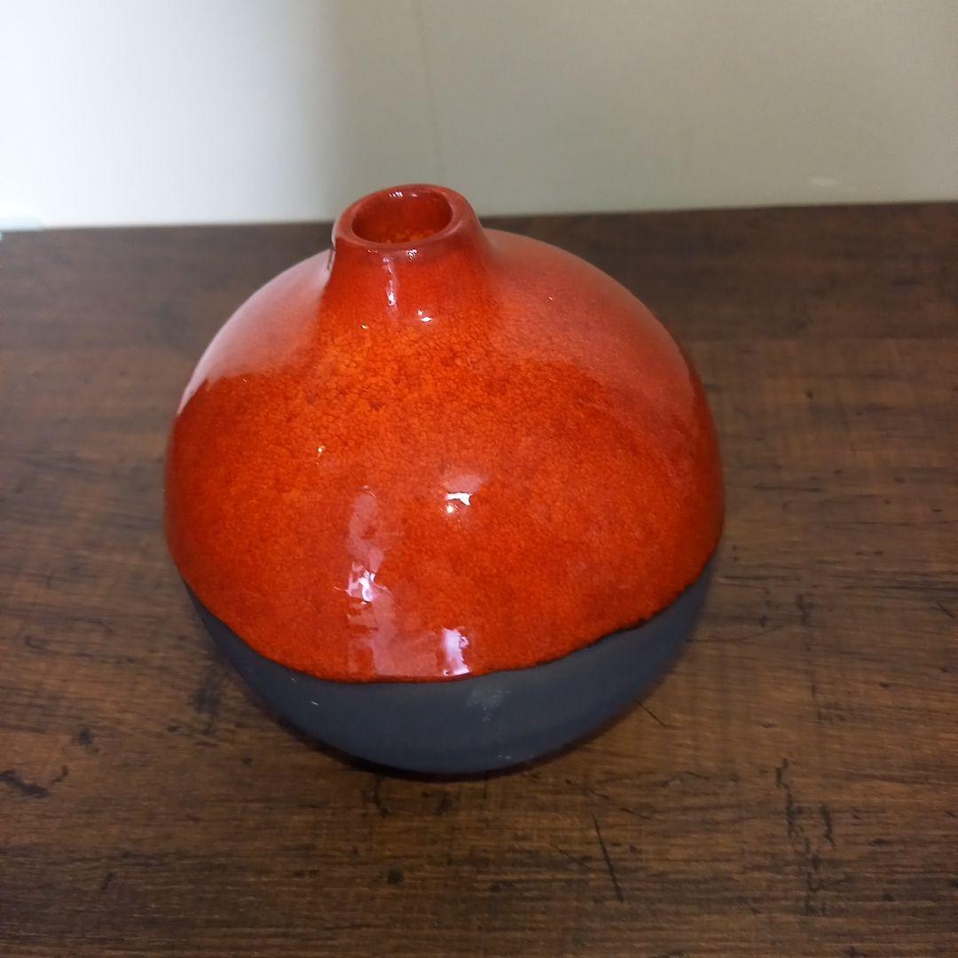 Crate & Barrel Vase Red Black