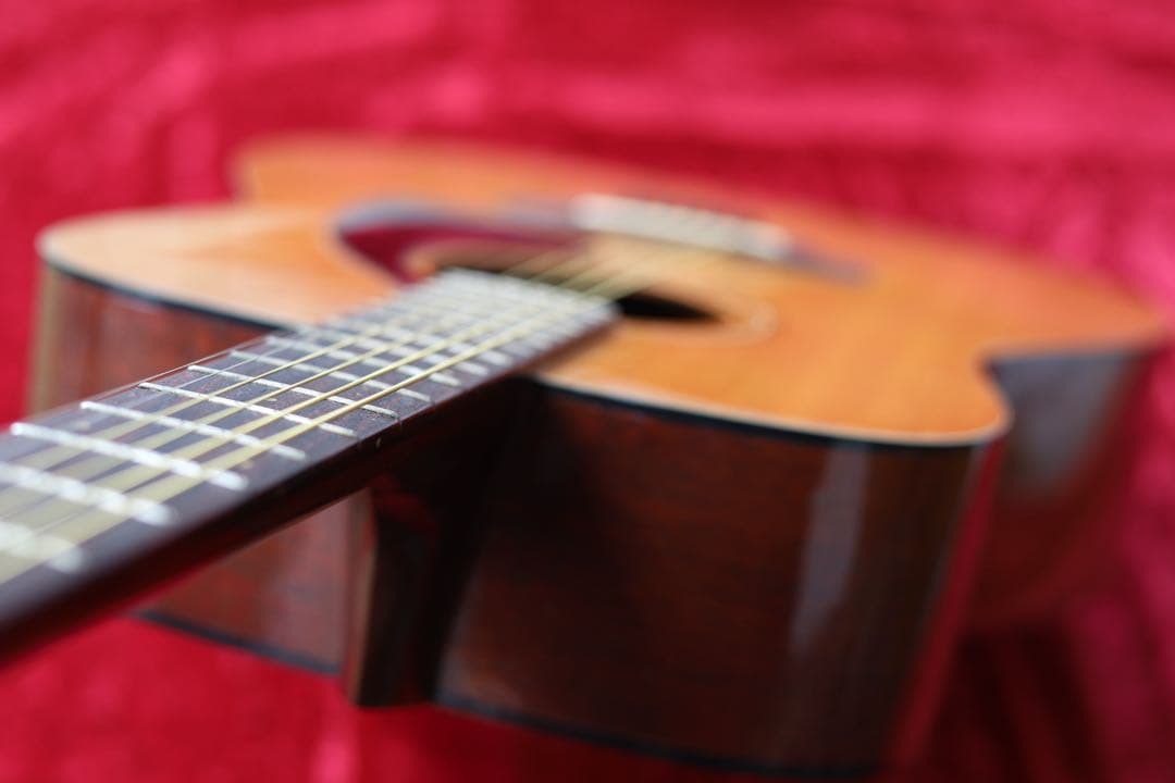 Beautiful Condition Red Label YAMAHA FG-140 Acoustic Guitar Made in Japan